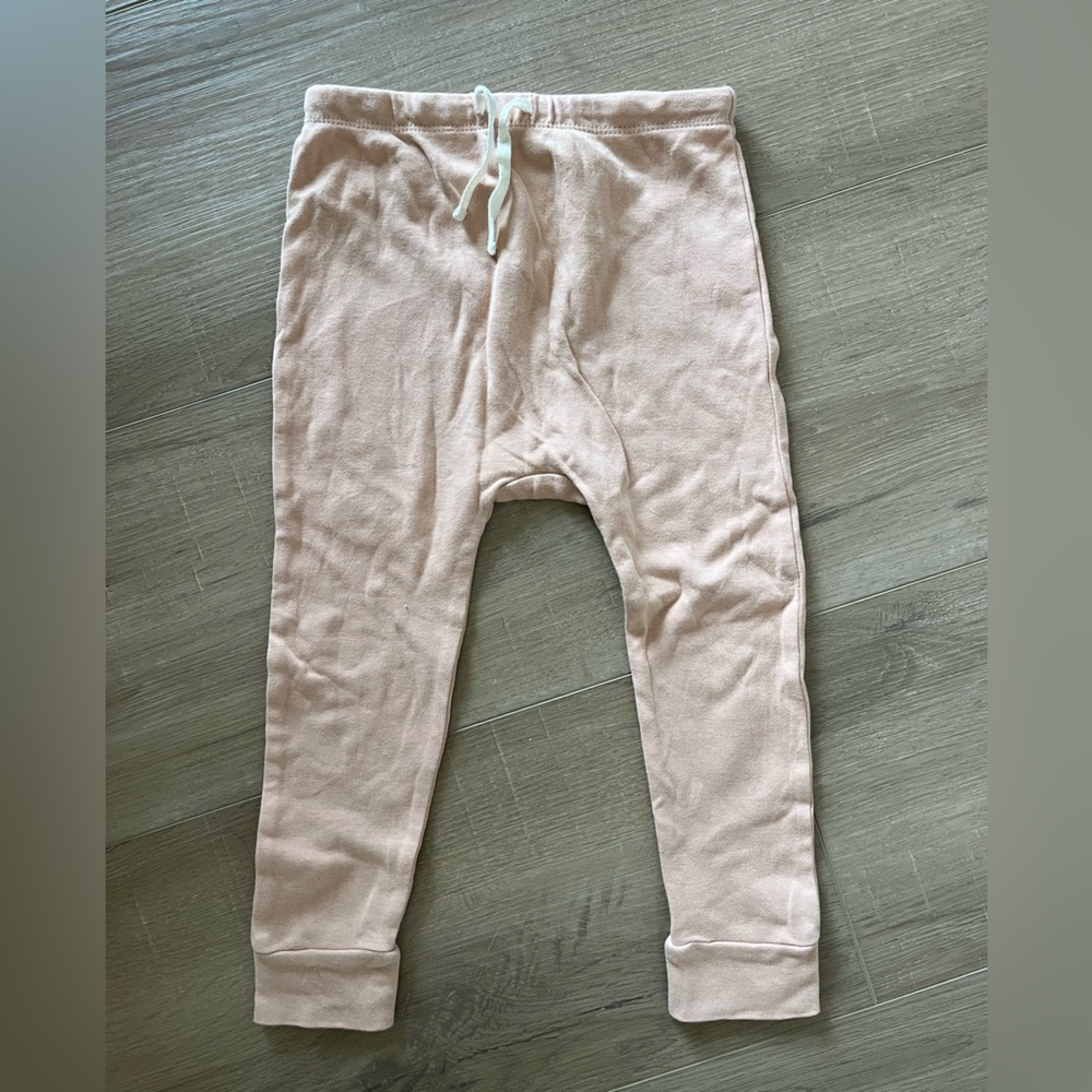 Quincy Mae tan pants